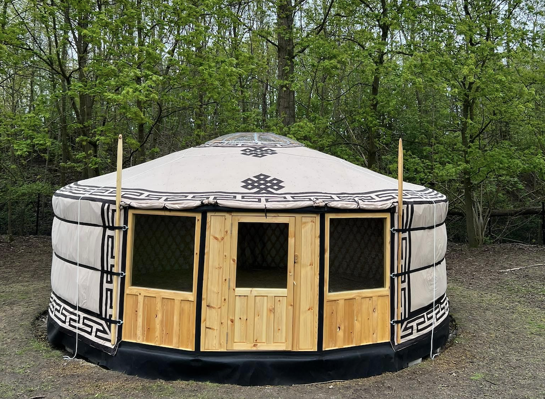 6 wand yurt van ZenYurts